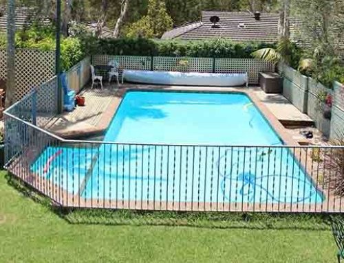 Paul Hiscock DIY handyman painted his pool with LUXAPOOL® Epoxy pool paint in Lagoon