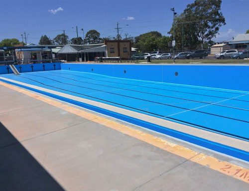 Kingaroy Olympic Pool in QLD resurfaced in LUXAPOOL® Epoxy pool paint in Adriatic colour