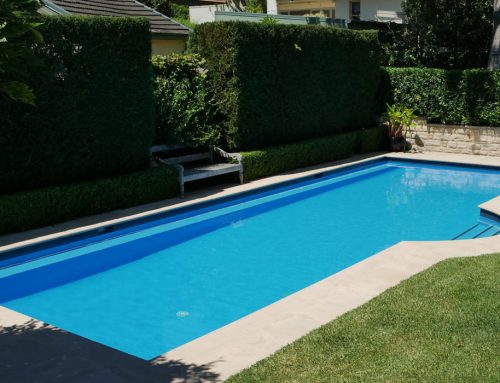 Domestic pool repainted with LUXAPOOL® Epoxy in Mid Blue