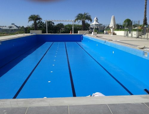 Commercial pool at Breakfast Point Country Club in Sydney resurfaced with LUXAPOOL® Mid Blue Epoxy pool paint by Gerald Verhagen