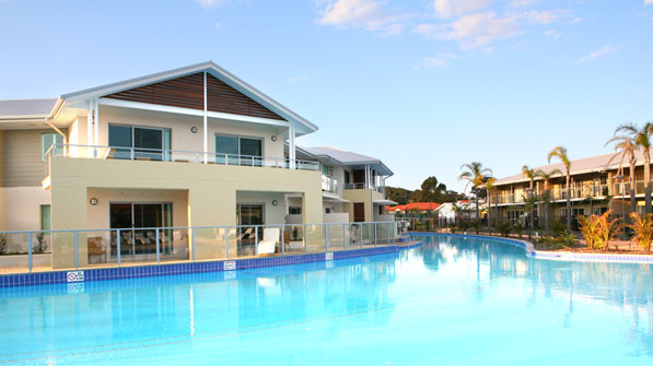 Bondi pool painted with Luxapool epoxy pacific blue