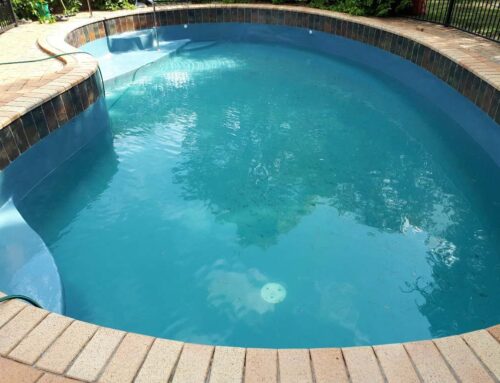 Domestic pool painted with LUXAPOOL® epoxy pool paint in Platinum colour