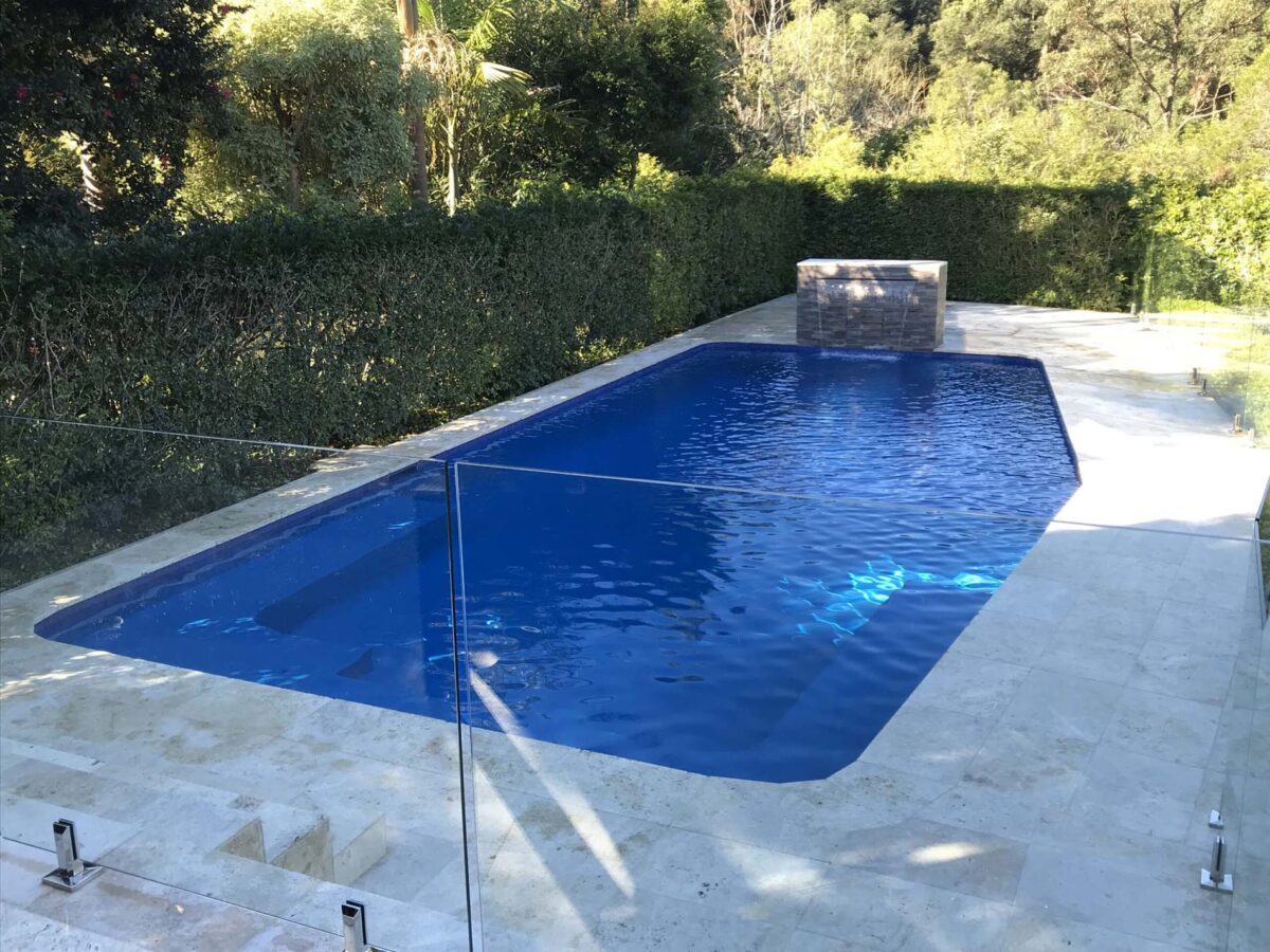 LUXAPOOL® Pool Paint Domestic pool painted with LUXAPOOL® Epoxy in Devonport colour
