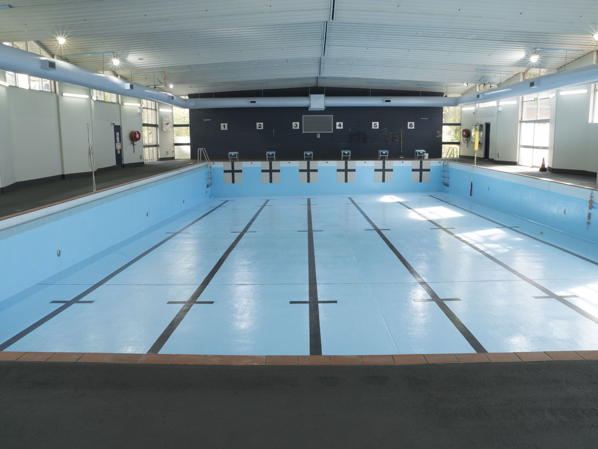 Domestic pool - LUXAPOOL® Epoxy pool paint in Riverside colour