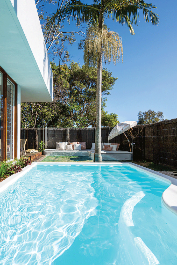 Swimming pool painted in LUXAPOOL Epoxy Crestwood swimming pool paint.