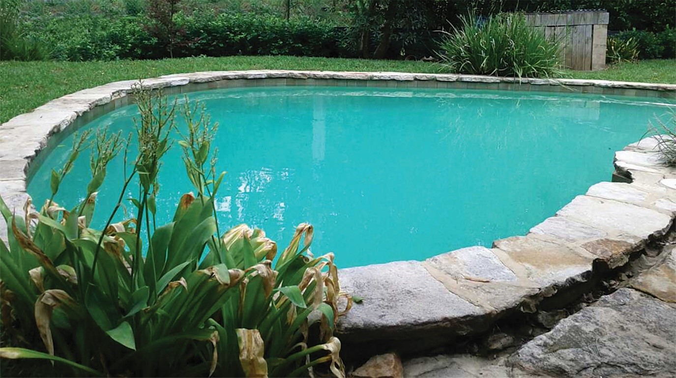 LUXAPOOL® Pool Paint BEST SWIMMING POOL COLOURS 2022 HOW TO CHOOSE A