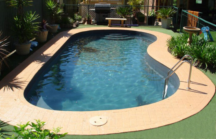 LUXAPOOL Poolside & Paving Paint - Image 12