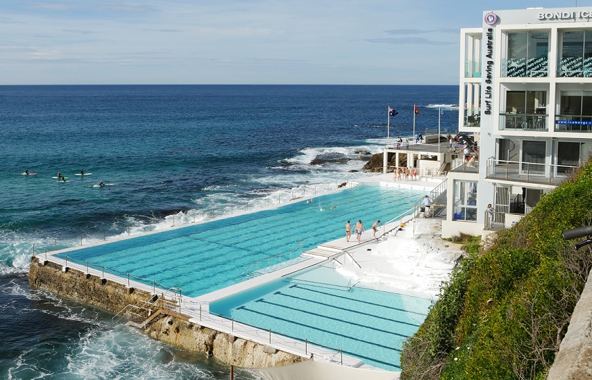 Bondi Icebergs ocean pool in Bondi, NSW, painted with LUXAPOOL Chlorinated Rubber pool paint in White.